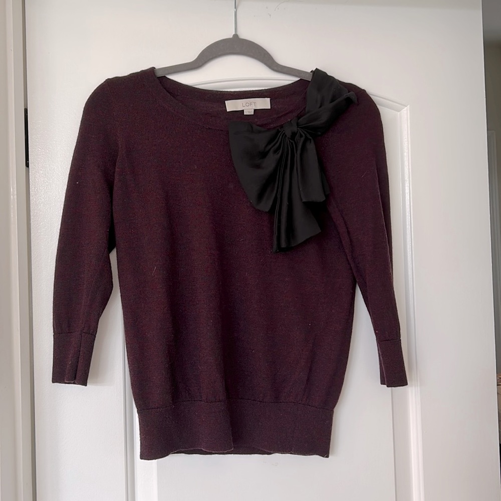 Loft cropped sweater. Perfection condition, size S